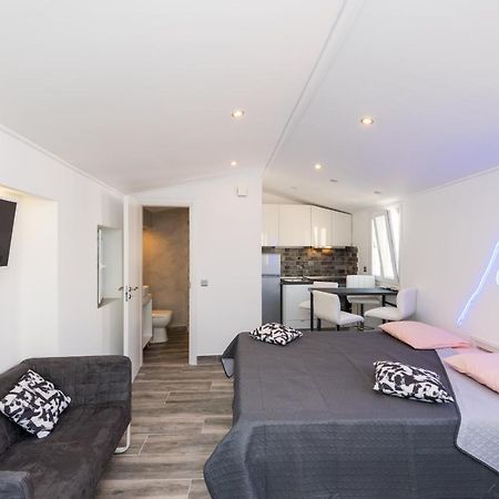 Corfu Downtown Suites Eksteriør bilde